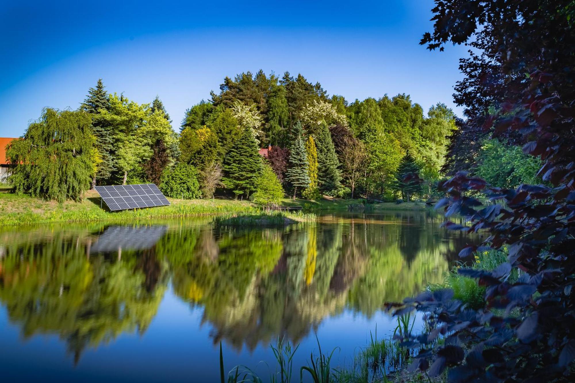 Вілла Dom Nad Stawem Rakszawa Екстер'єр фото